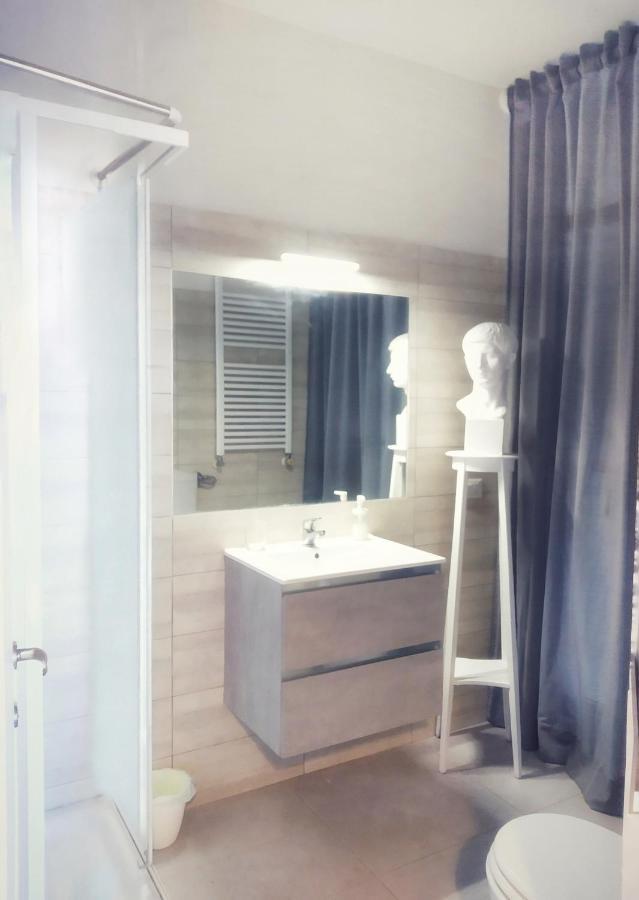 "Vacanze Romane" Stazione Tiburtina, Appartamento Tre Camere Da Letto 5 Posti Letto Luaran gambar