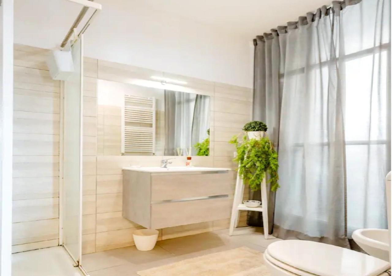 "Vacanze Romane" Stazione Tiburtina, Appartamento Tre Camere Da Letto 5 Posti Letto Luaran gambar