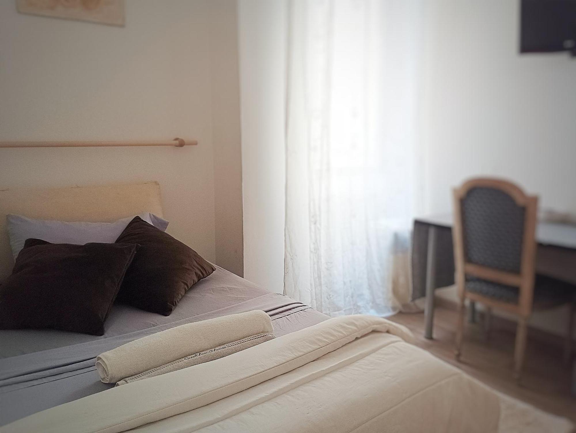 "Vacanze Romane" Stazione Tiburtina, Appartamento Tre Camere Da Letto 5 Posti Letto Luaran gambar