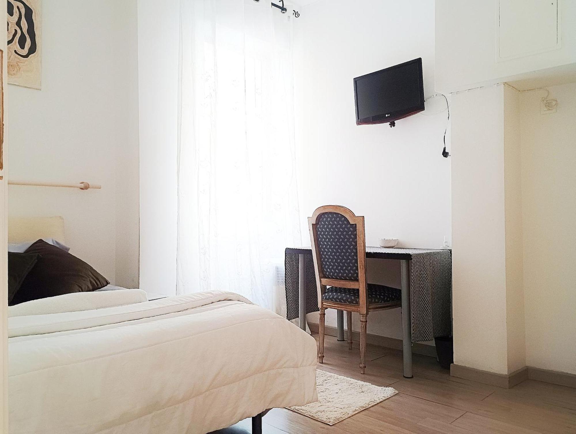 "Vacanze Romane" Stazione Tiburtina, Appartamento Tre Camere Da Letto 5 Posti Letto Luaran gambar