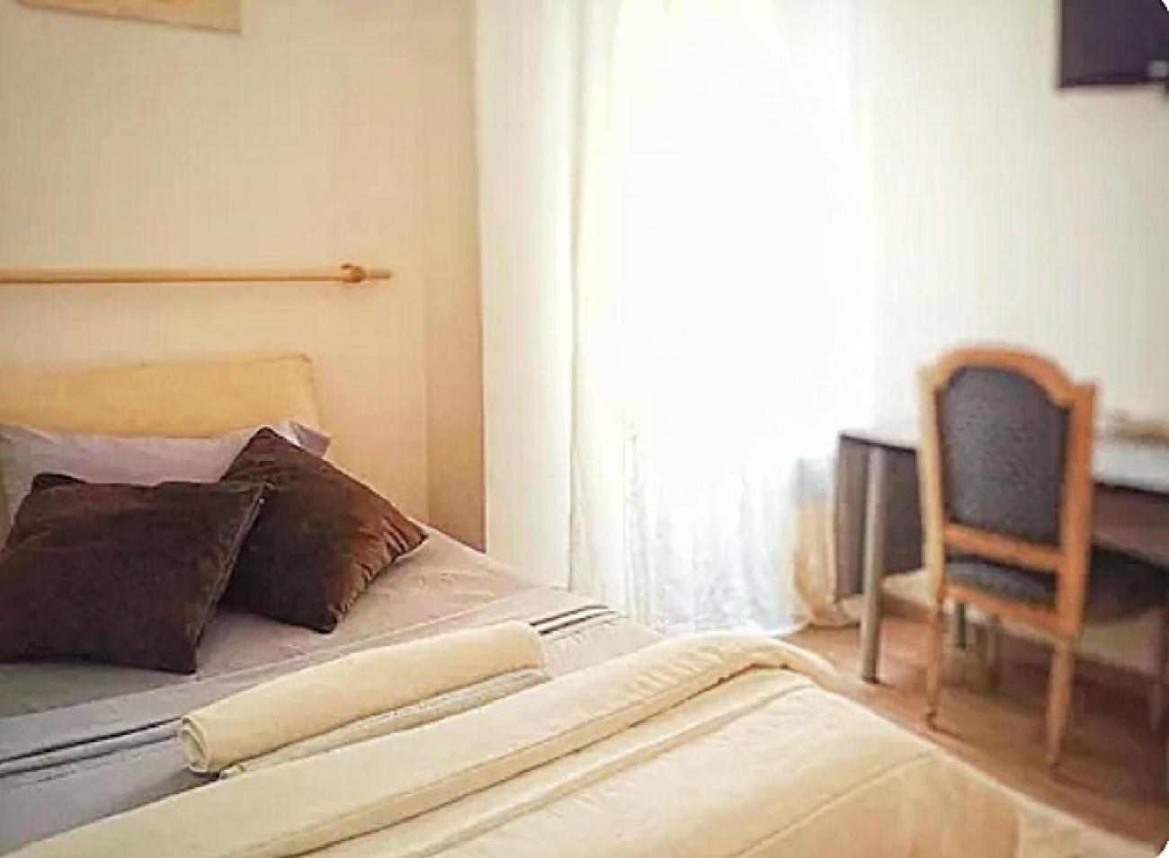 "Vacanze Romane" Stazione Tiburtina, Appartamento Tre Camere Da Letto 5 Posti Letto Luaran gambar